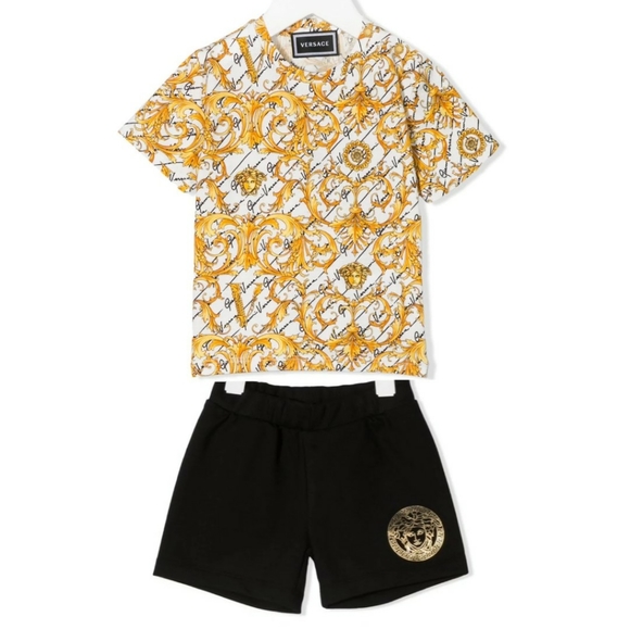 Versace Outfit - Picture 1 of 10